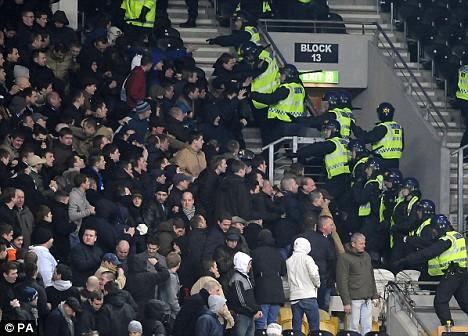 HHooligan's tweet photo. Millwall http://t.co/A45l96qist