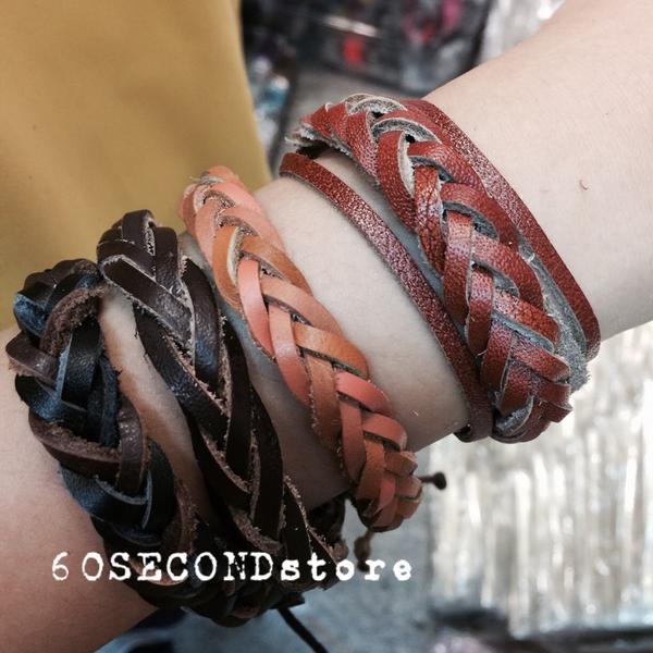 60secstore's tweet photo. @nnnansa <pls RT> กำไลข้อมือ เส้นละ35.-🍂 สอบถามได้นะคะhttps://t.co/8C3K2LMF5y