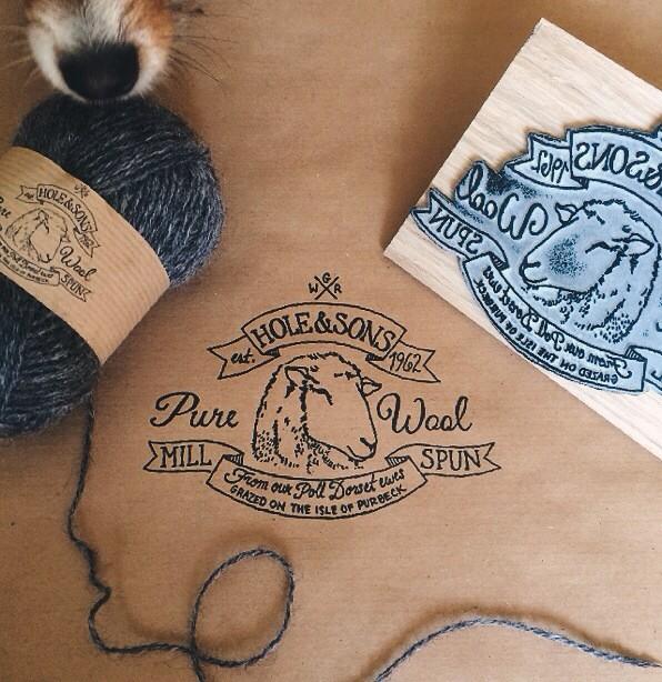 EmiliaFox's tweet image. For anyone who knits I think this looks super stylish for winter! holeandsons.com