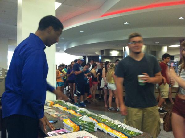 VPofSNHUdents's tweet photo. Speaker Marlin Smith nailed it in this mornings presentation! Students loved the message! #booksigning #packedevent http://t.co/zniw94MU9v