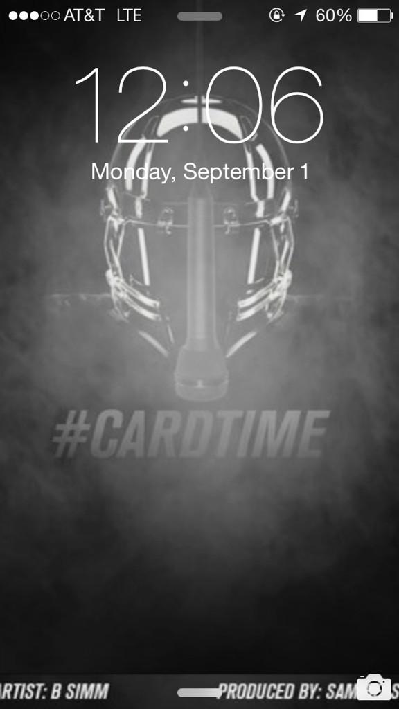 AdamMaddox_'s tweet image. Can&apos;t get over the lock screen. @OfficialBsimm knows all about it. It&apos;s almost #Cardtime!