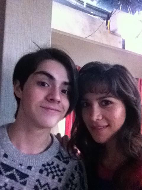 LORETOARAVENA's tweet photo. #estamostrabajandoparausted
#triviadeLos80
#workinprogress http://t.co/5mhWOiQhp5