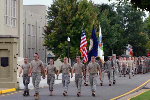 VMI1839's tweet photo. #VMI cadre and rats march down Letcher Avenue, ending a week of challenges. #VMI18 #2015plus3 #ratyear http://t.co/KYGmvk4q4j