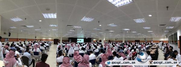 expt_com_sa's tweet photo. بحمد الله انتهى الفريق من تنظيم البرنامج التعريفي للطلاب المستجدين بكلية الجبيل الجامعية #JUC http://t.co/OI2aNUtevV