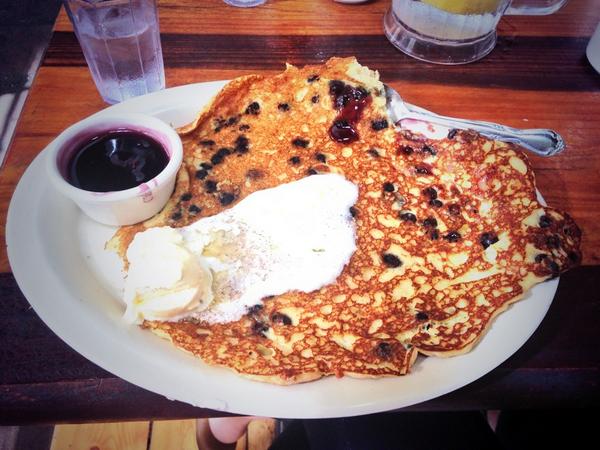 cassienavarro's tweet image. 😍#firstawakenings