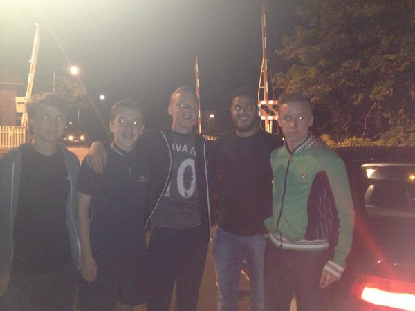 LewisJamesC's tweet photo. Ben Afra asked us for a lift to the training ground. #DeadlineDay http://t.co/m52InHhVd0