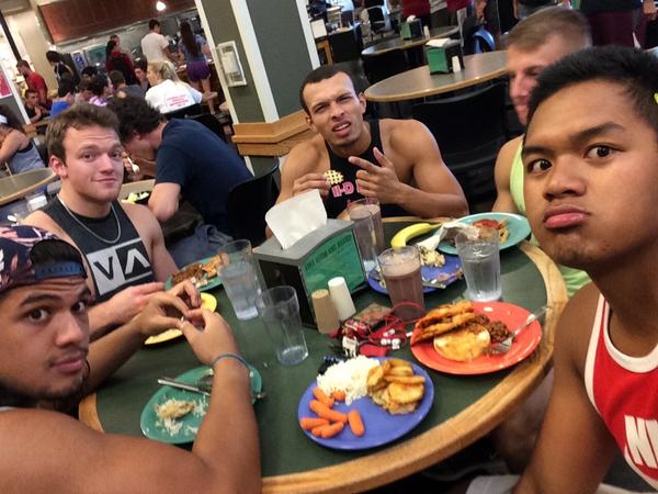 quitalig_d's tweet image. We love the gains at #ISUdining ❤️💛❤️💛❤️💛❤️