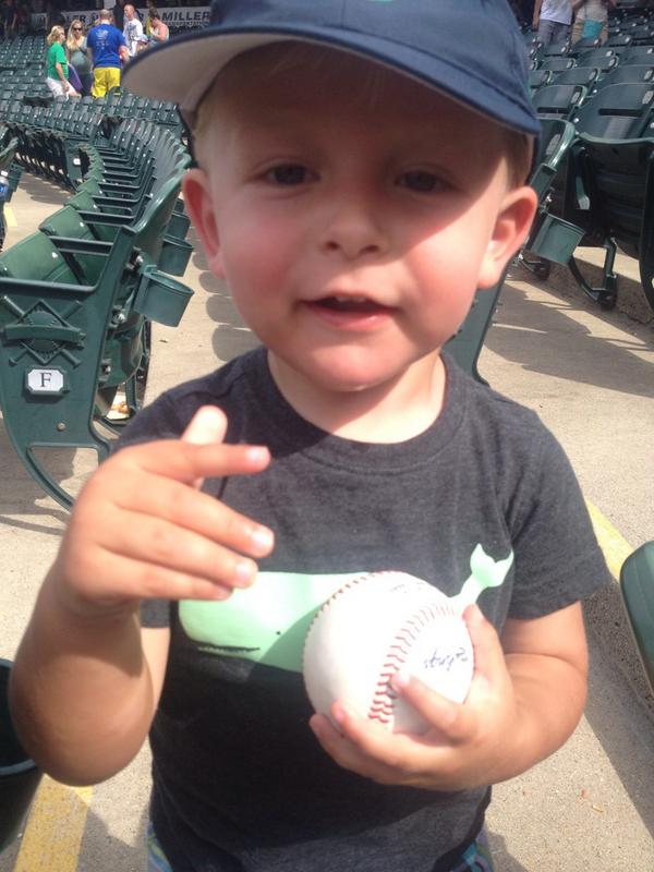 leslieplans's tweet photo. Thanks to @BatsRadio we had great seats for the #BATSWIN! And our boy got the game ball ⚾️☀️⚾️❤️⚾️@peggykirkpatri2 http://t.co/asAA4YNExF