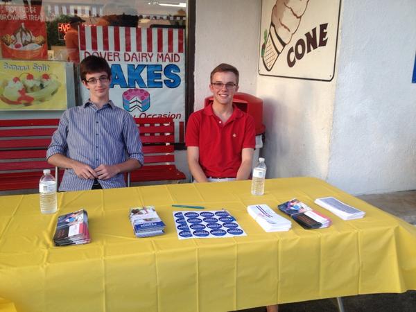 janicekovach's tweet photo. The campaign interns doing voter registration in Dover! @CoryBooker and @janicekovach Dover Run! #CD7 #RunWithJanice http://t.co/UgGDROcMO8