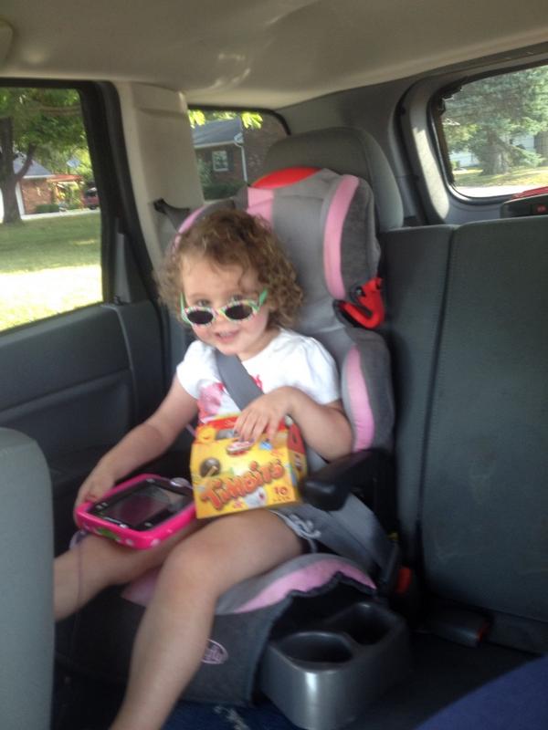 j_krem's tweet photo. Little partner in crime http://t.co/ZS6elmNbwh