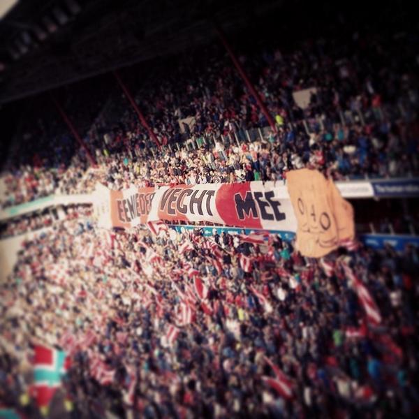 1913Transfer's tweet photo. Welkom bij de mooiste club van Nederland!  @nicoisimat #psv http://t.co/l4htcc6D3O