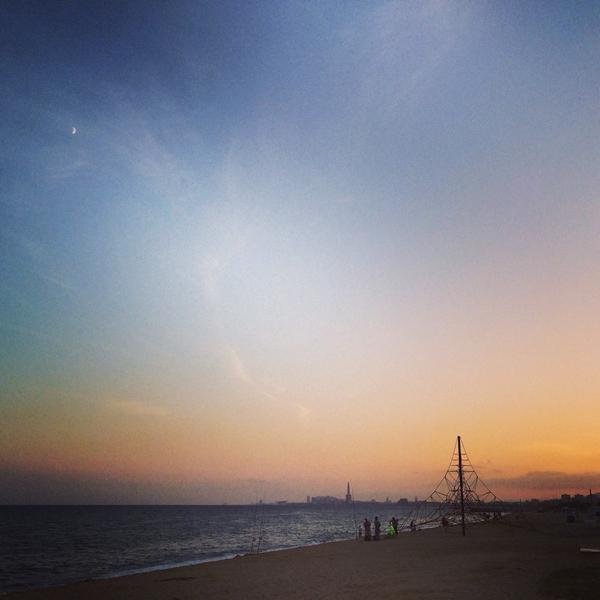 MarcPradales's tweet photo. La dura vuelta a casa. #flat #mediterraneo http://t.co/TFJTxMlcWm
