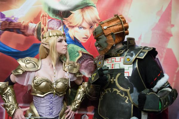 NintendoAmerica's tweet image. Check out these great pics from the #HyruleWarriors fan gathering. Make sure you grab the game when it launches 9/26