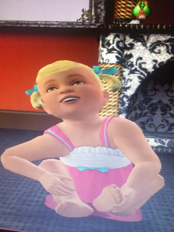 Bender_Naomi's tweet photo. Peyton and Phoebe!👑 http://t.co/wxkkEzWPDE