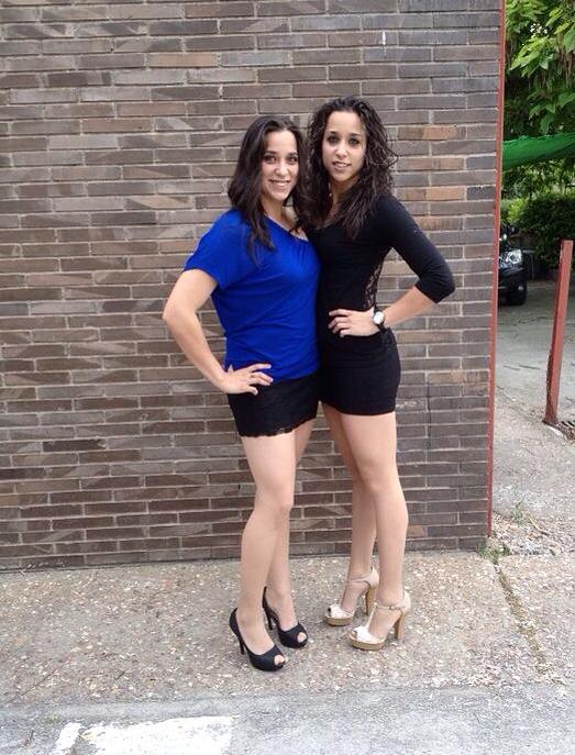 desiigl's tweet photo. Hermanitas @albageme91 http://t.co/YCMbEKGdWE