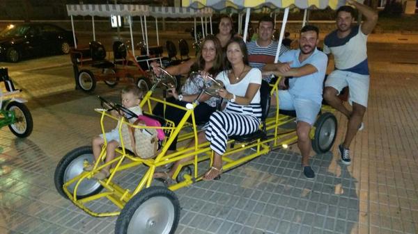 Israel_jg88's tweet photo. K buen paseito ns dimos y el nene el mejor..jaja @veromarquezn @angeleones @chika_mini  @CompiRocio  @finidix http://t.co/kPeriF6PFI