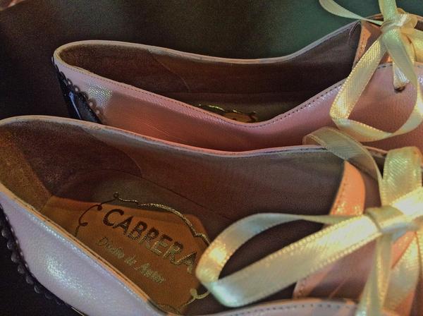 DisenoParaVos's tweet photo. Diseñar, crear con el alma y el corazón, @cabrerashoes . consultar desde http://t.co/r0BBaNDbBl http://t.co/oSOElAuYm5