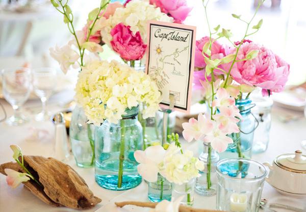 theknot's tweet photo. 5 DIY wedding projects that won't break your budget http://t.co/CrI5CYA9AM http://t.co/XocwaYJx1Z