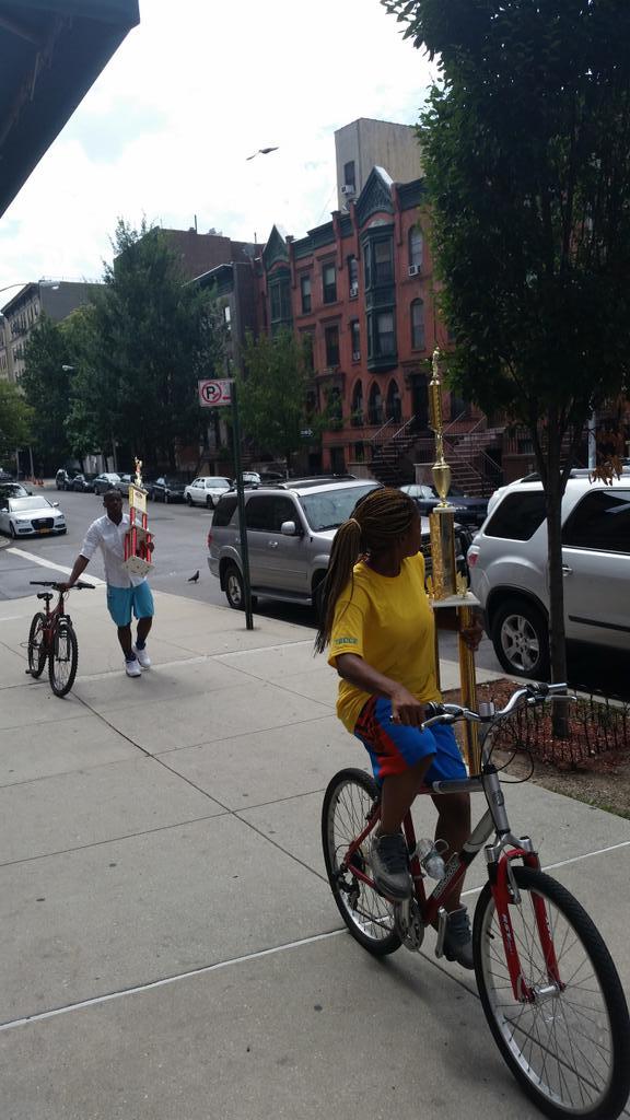 When the prize is too big for the ride...