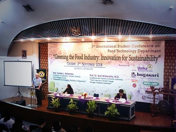 IFTSC's tweet photo. Presentation session by Prof.GoRdon L. Robertson from Australia http://t.co/MnMkBIBmkI