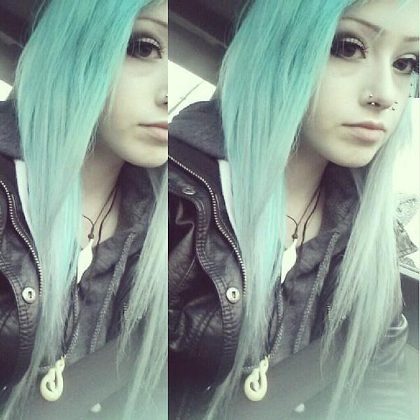 HaileyLacesBU's tweet photo. #Oldie #Selfie @luvcarzltd Backup account made come follow me! http://t.co/bddRNmIebN