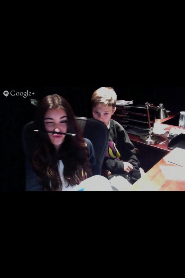 FJHlll's tweet photo. @MadisonElleBeer hey bae😍😍😂 #MadisonBeerLive http://t.co/FdtVBnQxrh