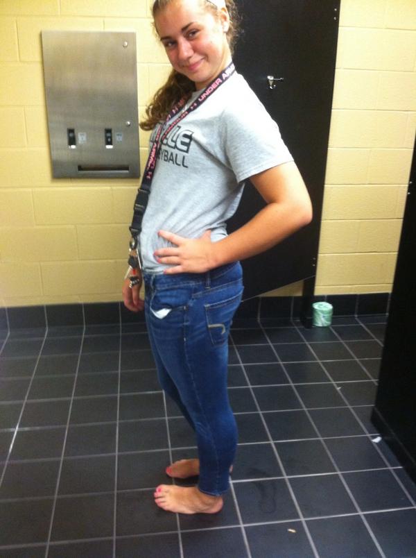 ehendricks4's tweet image. #embarrassyourbestfriend probably some of my favorite pictures 😂