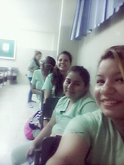 sailorflower's tweet photo. Mientras tanto en clases de #citopatologia @GeomayraYepez @FreaksTimy @Gabuup http://t.co/fzu6JwxCAd