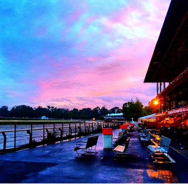 SpecNews1Albany's tweet photo. #PicoftheDay by @Emily_TWCNews as the sun sets on this year's #Saratoga meet #SpaSpot @saratogatrack http://t.co/P567X4hSK6