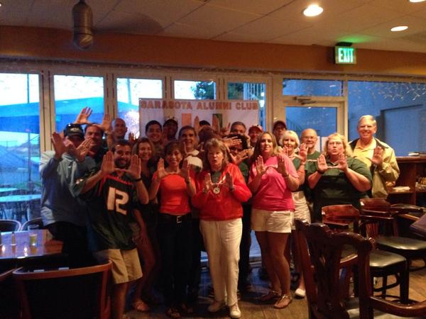samiam212's tweet photo. @UM_alumni Sarasota UM alumni watch party. #BeatLouisville #GoCanes http://t.co/JVtVo9xwmf