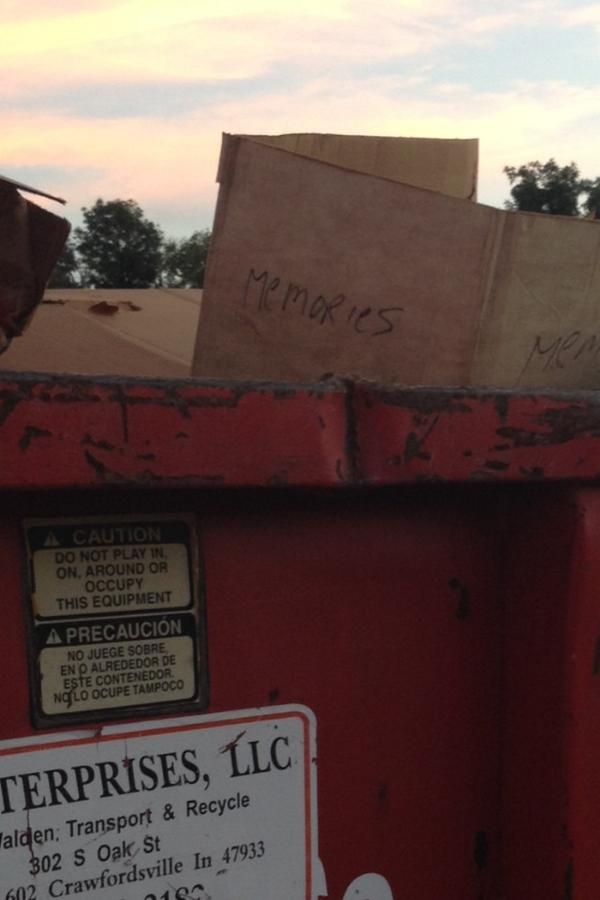 rightside13's tweet image. We&apos;ll hell guess you can just throw it all away! #divorceproblems #bentbutnotbroken #mygrassisgreener