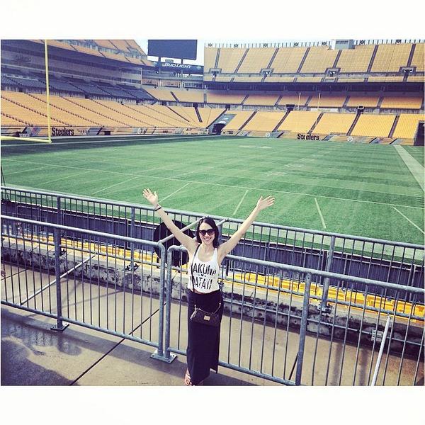 layoverlife's tweet image. I get paid to do this ✈️🏉 #heinzfeild #pit #Pittsburgh #steelers #football #touchdown #l... ift.tt/1ubLdAA