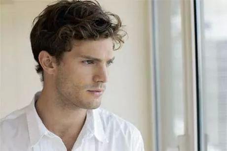 TuChristianGrey's tweet photo. "Eres la única persona por la que volaría más de cinco mil kilómetros para ver..." —Christian Grey http://t.co/BdsL7VHcDy