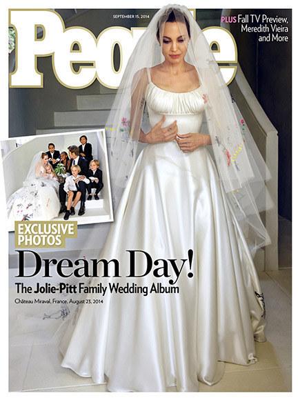BuzzFeed's tweet photo. Angelina Jolie’s Wedding Dress Is Covered In Her Kids’ Drawings http://t.co/JaNaimyPts http://t.co/S8oyBpzZRc