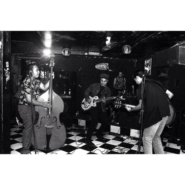 Aji_Sinatra tweet media