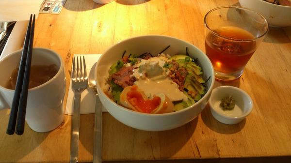 stemcell2's tweet image. アボカド丼なう(*^^*)