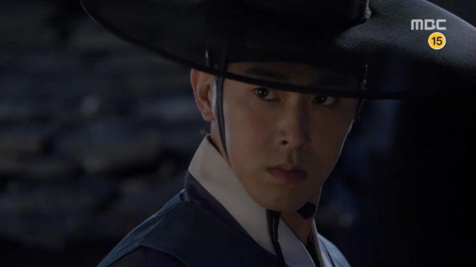 Bwh7WGmCcAAC-Lw.jpg:large