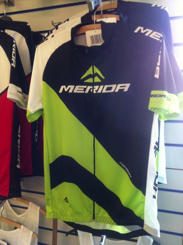 Merida Black/Green/White Jersey
M, L or XL RRP £40.00
Now Only £35.00
#MeridaSALE
