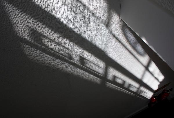 TheGeoffProject's tweet image. #thegeoffproject #geoff #shadows #noir #light 365 days of Geoff No.59