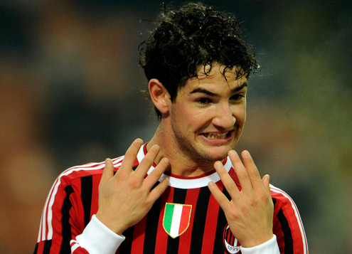Happy birthday Alexandre Pato!  