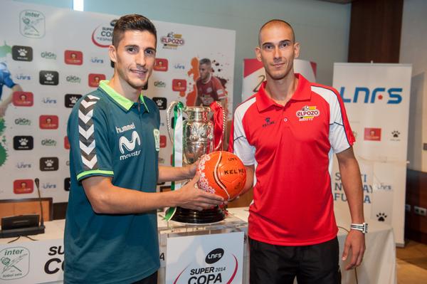 ligaprimefutsal's tweet photo. La #SupercopaLNFS se jugará con la edición especial del balón Oficial KelmeStar15 @Kelmesports http://t.co/lS6KzTFlui http://t.co/NDilfj4oIn