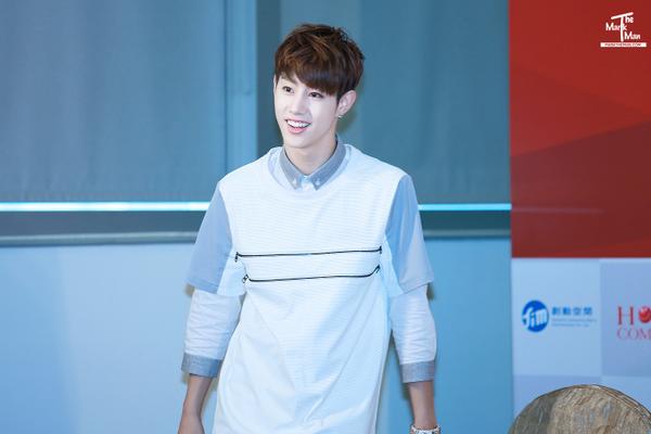 marktheman_com's tweet photo. 140830 JYPN IN HK PRESS @mtuan93 #GOT7 #마크 
http://t.co/ohF1Gs8nvU
http://t.co/JwuQS1qrMx
http://t.co/rQNCOEovtz http://t.co/jIlgkX2tyz