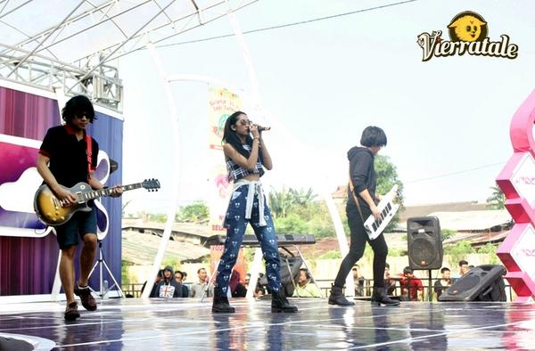 Penampilan kita di <a href="/InboxSCTV_/">Inbox SCTV</a> bulan lalu ^^ #flashback