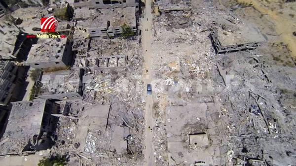 178kakapo's tweet photo. ❝#ガザ 破壊された現場の空撮 #ノーコメント❞
via @saidshouib Aerial view of destroyed area in #Gaza …#GazaDestroyed #FreeGaza #ICC4Israel http://t.co/3BmEAWI2mQ