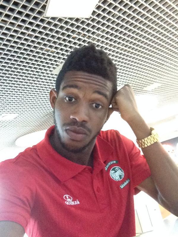 PaninBoakye70's tweet photo. Game State Of Mind! #Maritimo #Vrs #Olhanense #FirstOfficialGame! #BlessedFromBirt #StillProgressing #GodIsTheReason' http://t.co/FaPiDwH0AV