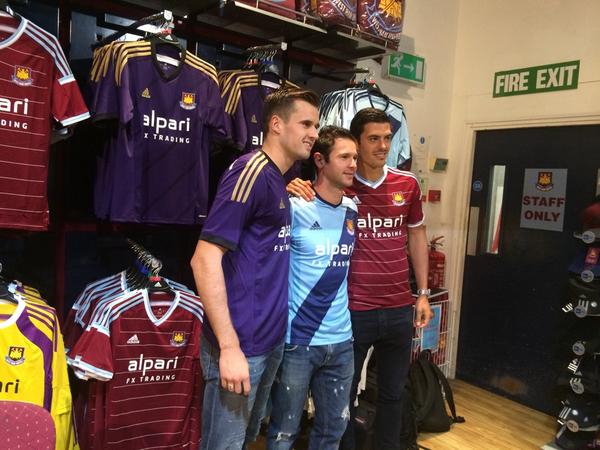 West Ham United on Twitter: "STORE SIGNING: The lads have arrived the Lakeside Store! #COYI http://t.co/NzBmxcaslG" / Twitter