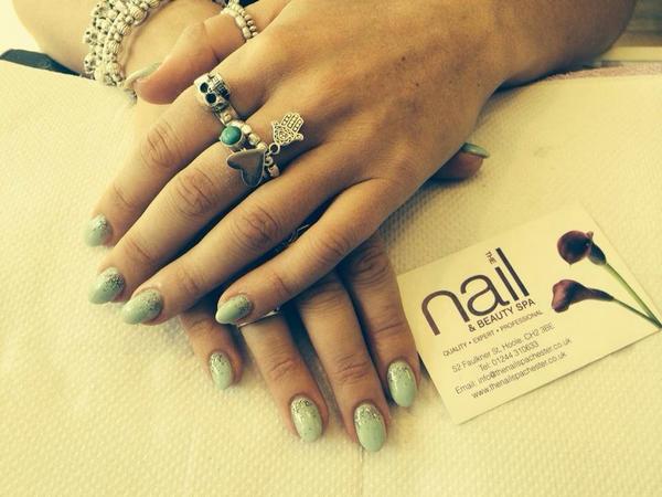 Nailspachester's tweet photo. Loving Shellac Mint Convertible on Jess @erjboutique ! @chestertweetsuk #shoplocal http://t.co/d7tD7usDaL