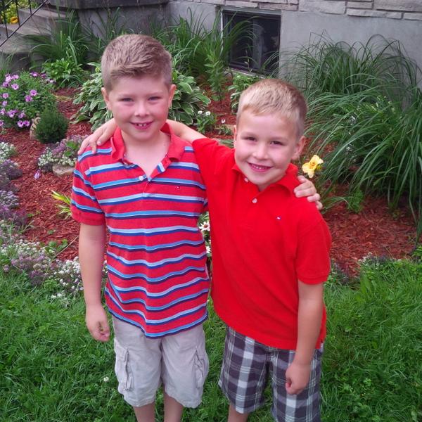 SloteMel's tweet image. Back to school for my two boys @TheSpec