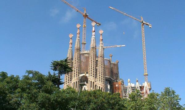 BarcelonaByRoad's tweet image. It's a Great afternoon to visit #SagradaFamilia #BarcelonaTours #FastPass #PrivateGuides #Tourism @ReviewPro