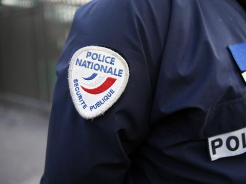20Minutes's tweet photo. Villepinte: Un tronc humain et deux bras retrouvés dans des sacs en pleine rue http://t.co/Y17Ktd8Muu http://t.co/6aO75sB72b